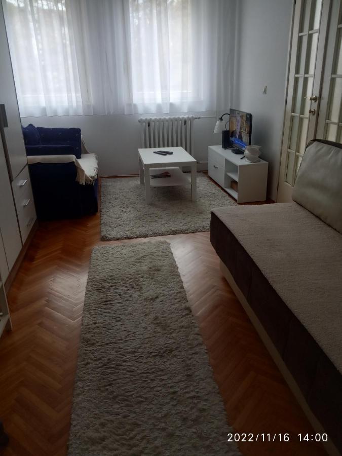 Mm2 Apartamento Novi Sad Exterior foto