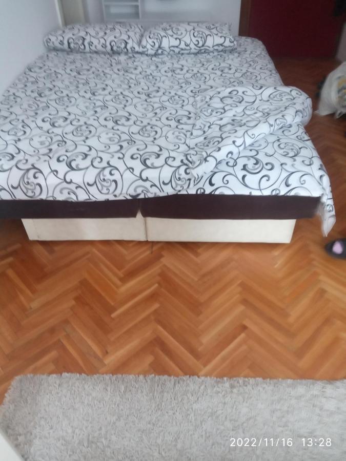 Mm2 Apartamento Novi Sad Exterior foto